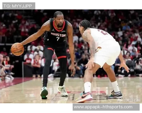 华兹狂砍55分杜兰特紧随其后贡献39分两人联手引领比赛高潮